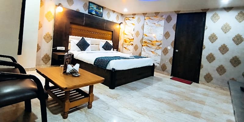 Executive Room at Hotel Amour Mahipalpur near Delhi Airport